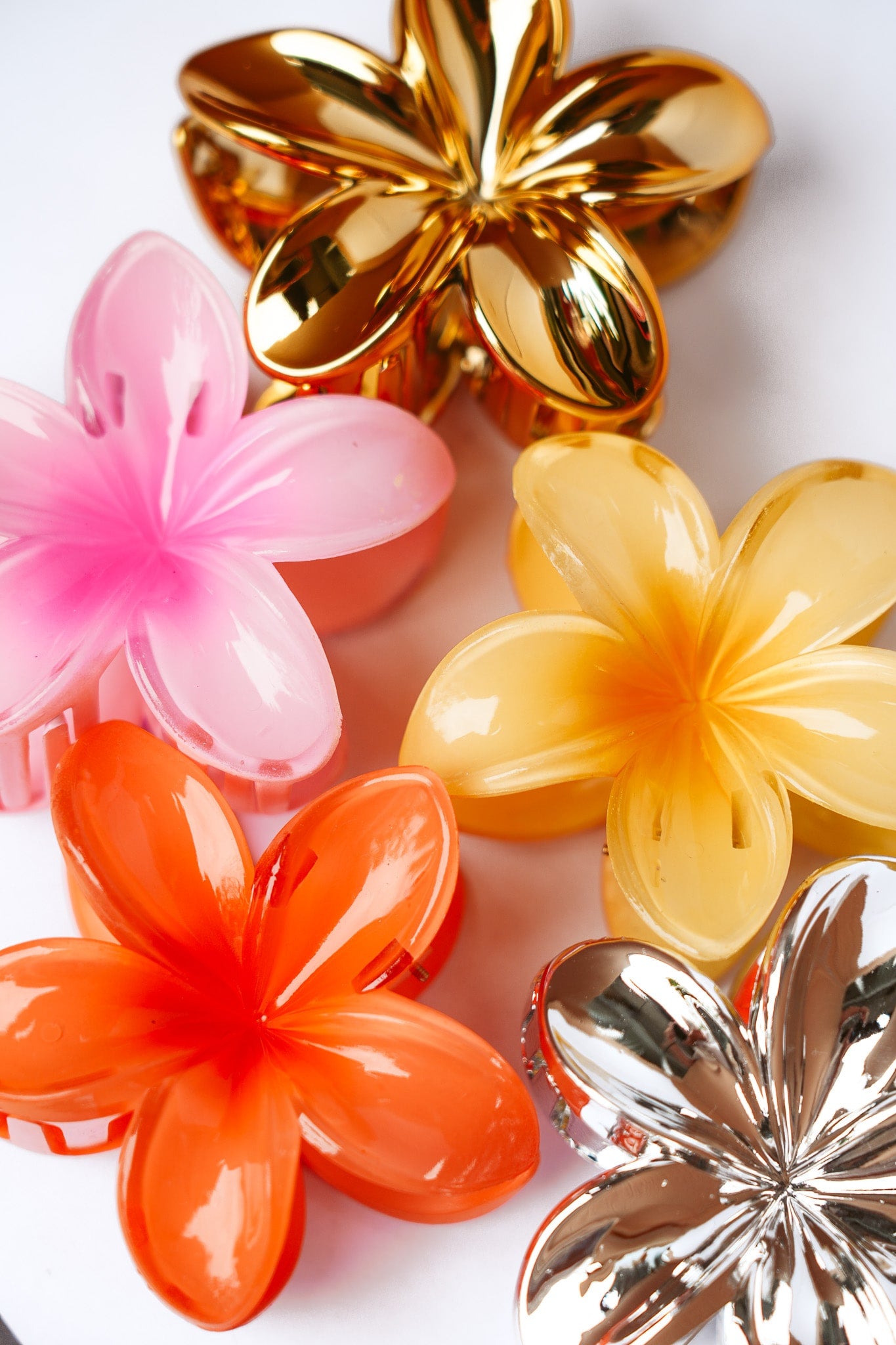 FRANGIPANI HAIR CLIPS - GOLD