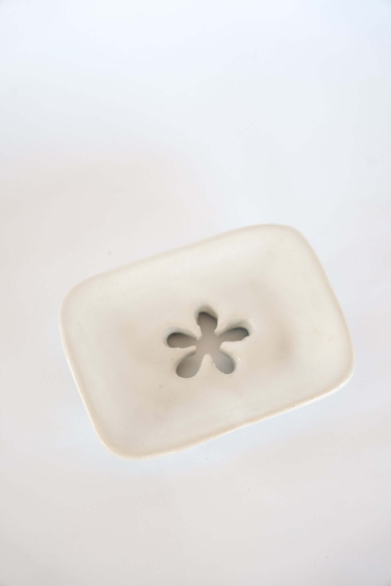 FLOWER SOAP DISH by Black Salt Co Sale - Shop at Black Salt Co