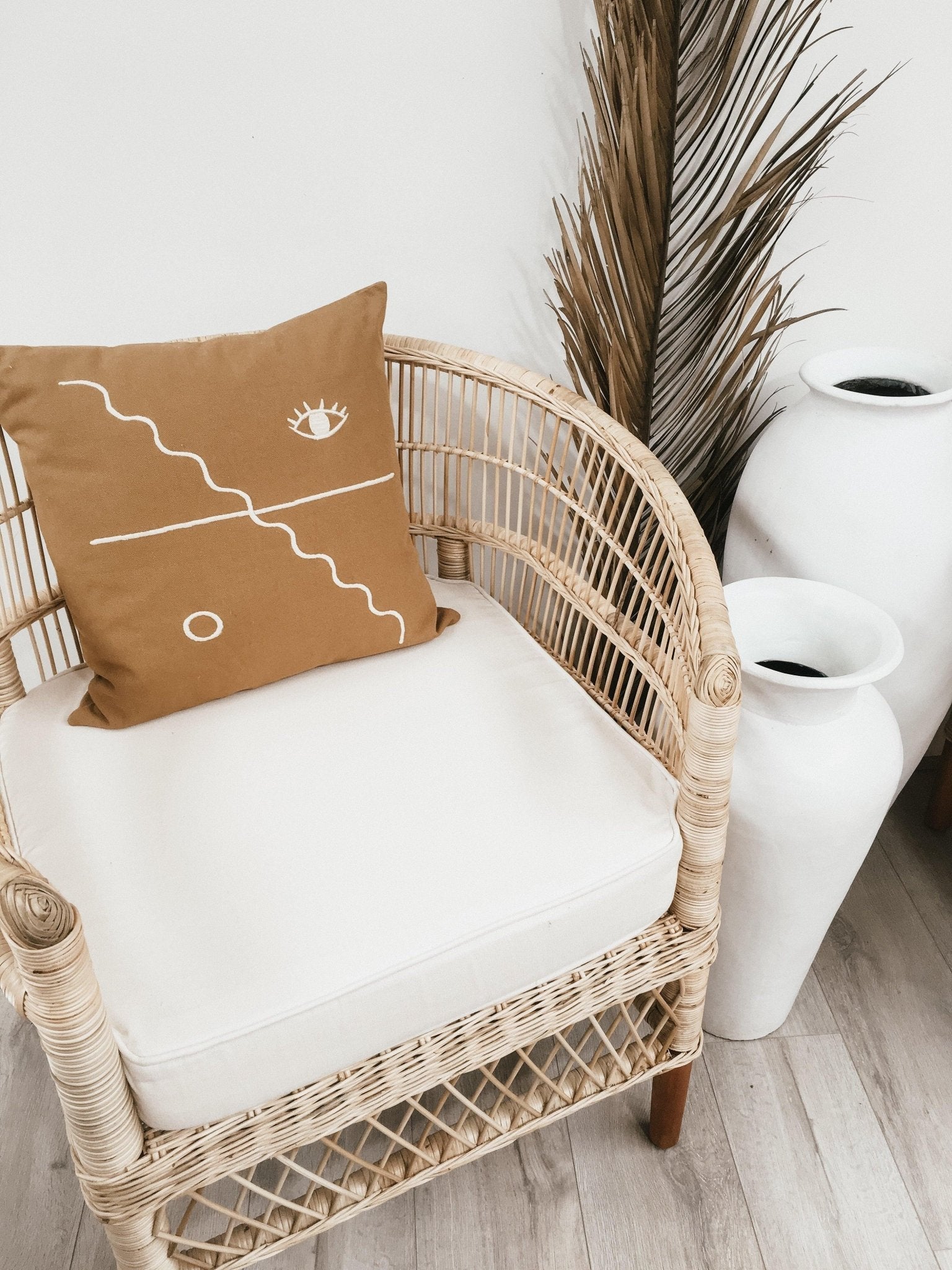 THE BUNGALOW CHAIR by Black Salt Co - Shop at Black Salt Co