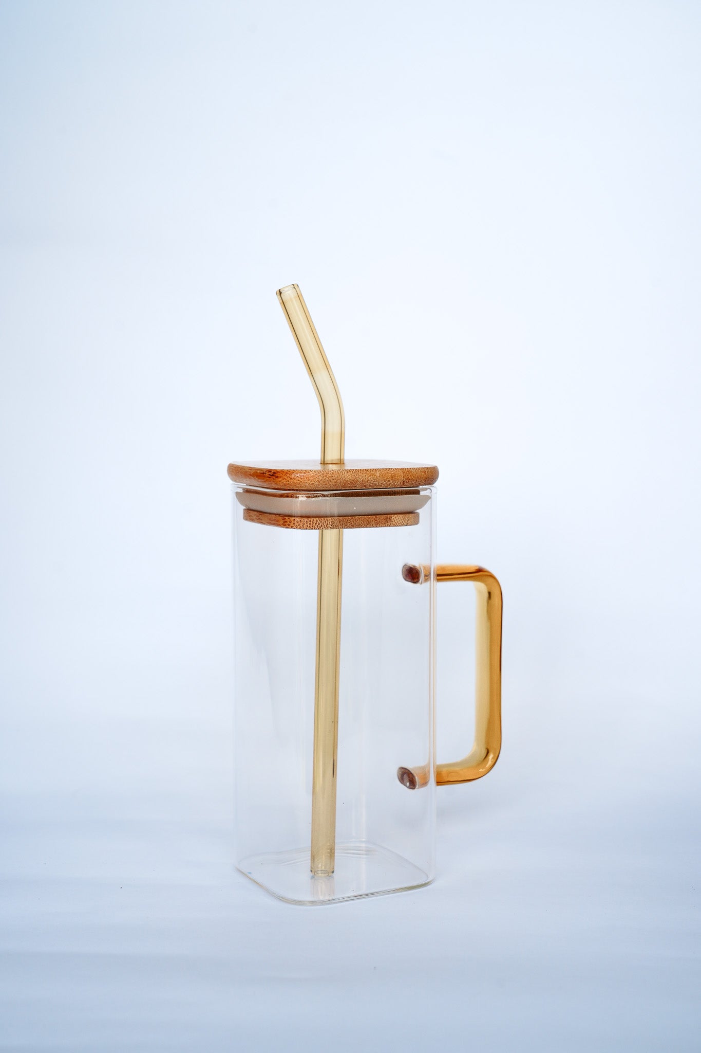 THE CATALINA GLASS MUG + STRAW by HIBISCUS THE LABEL - Shop at Black Salt Co