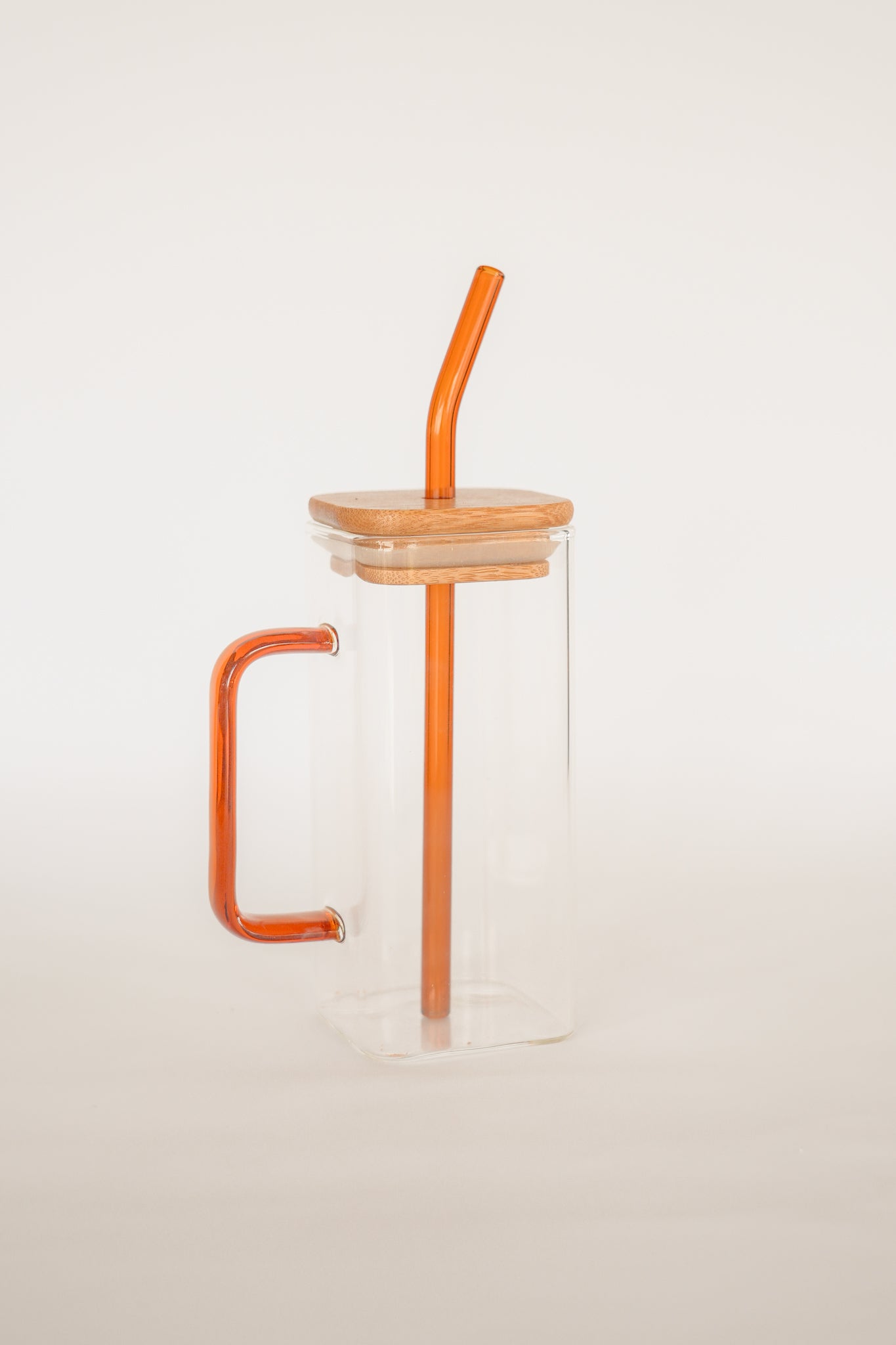 THE CATALINA GLASS MUG + STRAW by HIBISCUS THE LABEL - Shop at Black Salt Co