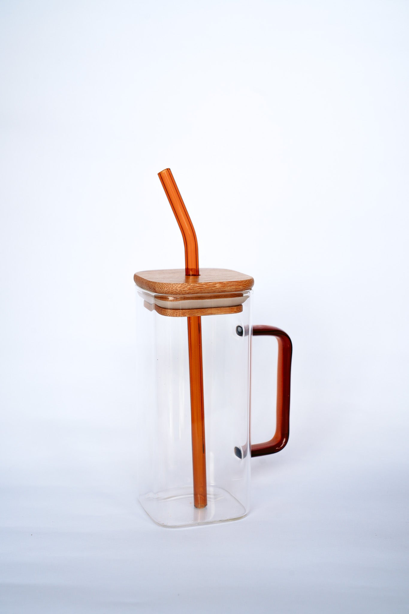 THE CATALINA GLASS MUG + STRAW by HIBISCUS THE LABEL - Shop at Black Salt Co