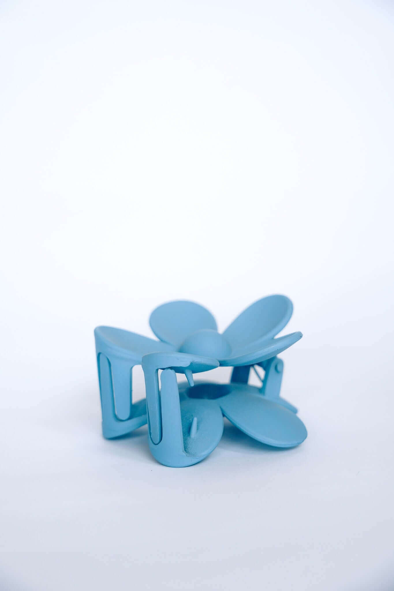 THE FLOWER POWER HAIR CLIP BLUE by HIBISCUS THE LABEL - Shop at Black Salt Co