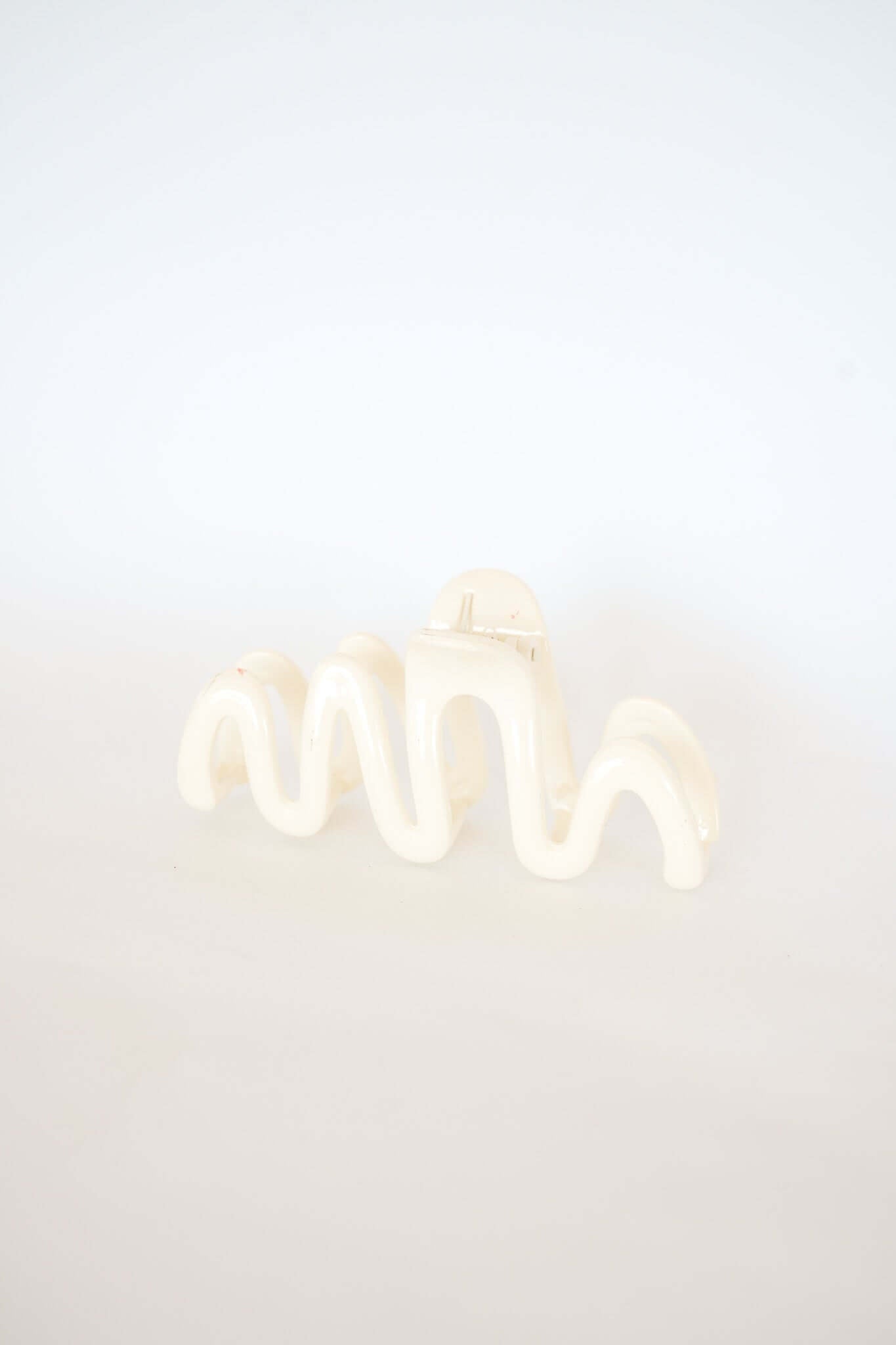 WIGGLY HAIR CLAWS Color: CREAM by HIBISCUS THE LABEL Designer Homewares Furniture Australia